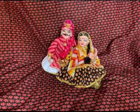Rajasthani Couple Sculpture